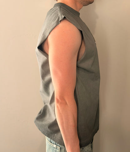 MUSCLE TEE 7.5 OZ (Charcoal Oil Wash)